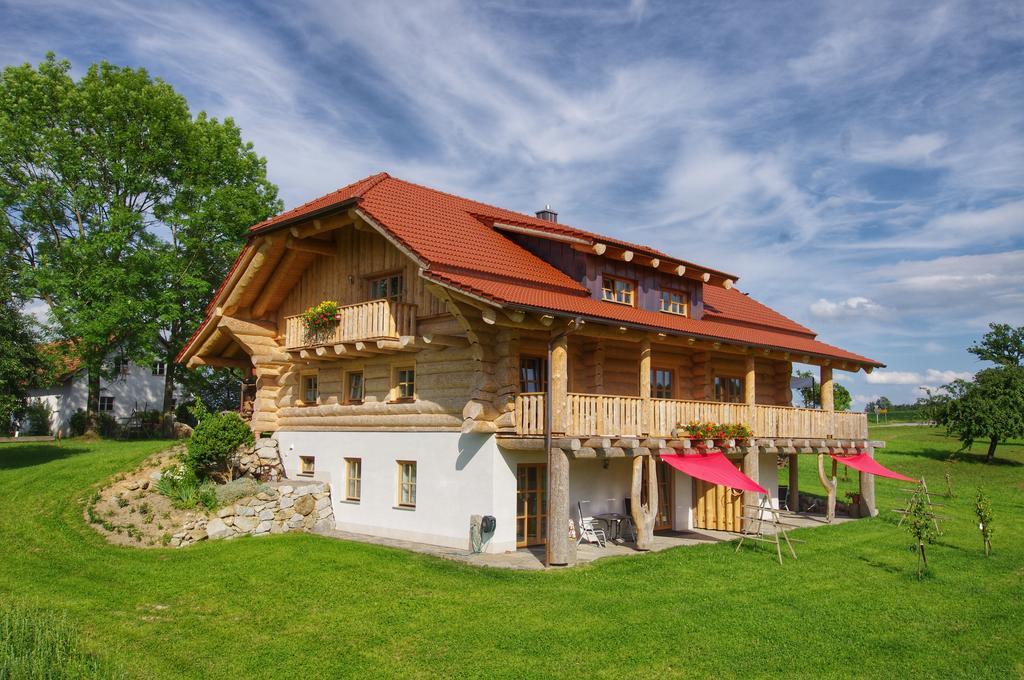 Ferienwohnung Holzhaus Lugerhof Roding Exterior foto