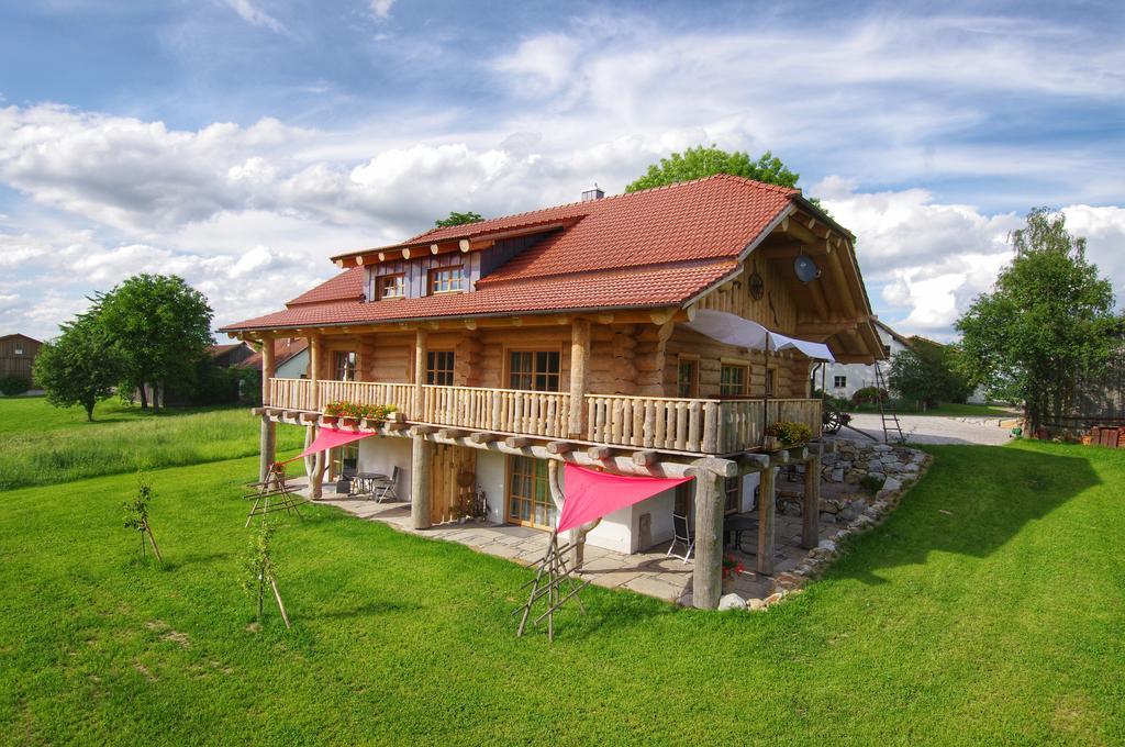 Ferienwohnung Holzhaus Lugerhof Roding Exterior foto